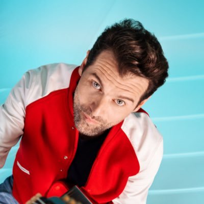 samstrouk's profile picture. 🎸Guitare / ✍️Composition / 🎟️Direction Artistique / 🎼Orchestre  "Hungarian Swing Dance", en pré-commande dès maintenant 💃🏻