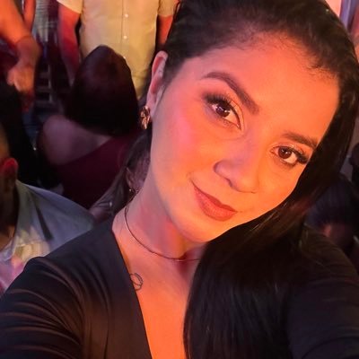 flaviaphalange's profile picture. Um enviado do diabo hackeou minha antiga conta