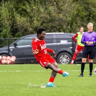 GodsloveMensah_'s profile picture. || God first☝️🔌 || Love for peace ❤️|| || Next Big thing for Ghana🙏|| Calm down and invest in humanity." 😁