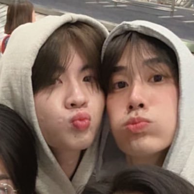 kart_uii's profile picture. “🎶 บังทัน & GOT7 Forever 💚💜 | #Tlefirstone = โลกทั้งใบของฉัน 🐶💖🐰 อยากเลี้ยงยัยแป๋ว เติมน้องเติ้ลตลอดไป #Tle_mtm #Firstone