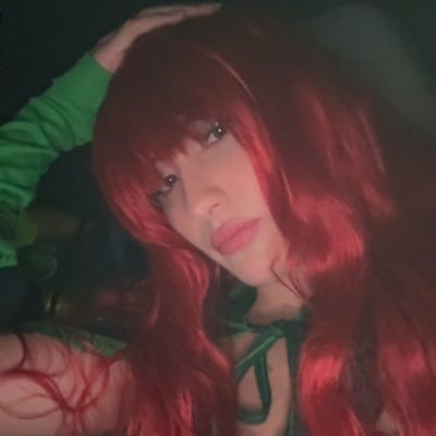 tinnalaflacca's profile picture. sometimes I sing