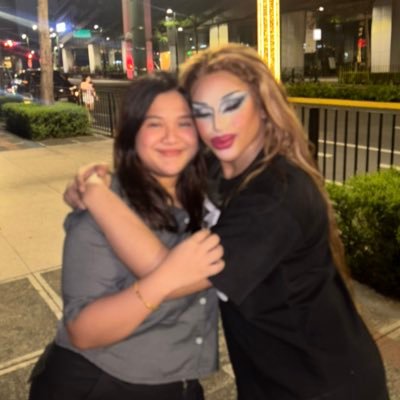 abcdwxyzefg's profile picture. 