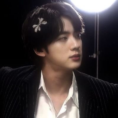 kookedbyjin's profile picture. 