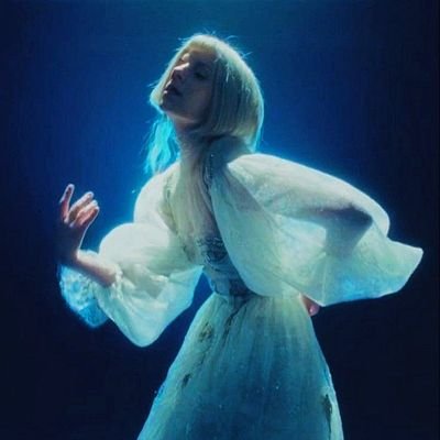 HerWildLight's profile picture. 𝘐'𝘭𝘭 𝘮𝘢𝘬𝘦 𝘺𝘰𝘶 𝙨𝙞𝙣𝙜 𝘧𝘰𝘳 𝘮𝘦 ; 𝘐'𝘭𝘭 𝘮𝘢𝘬𝘦 𝘺𝘰𝘶 𝙎𝘾𝙍𝙀𝘼𝙈 —