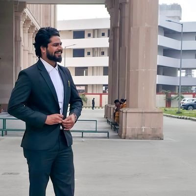 ianuj27's profile picture. 