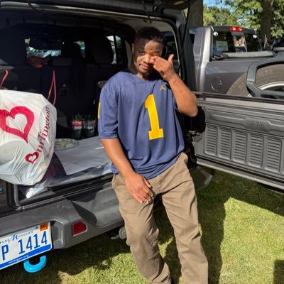 Orama_Steward's profile picture. Son of Ivy- We all need Love- Teetotal 💯- IG: @Orama_Steward