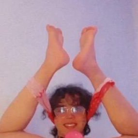 loosewhre's profile picture.