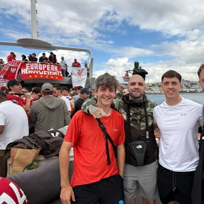 nT96___'s profile picture. 🔴🔴