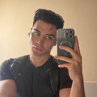 mikaylah_claire's profile picture. insta: mikmartens12