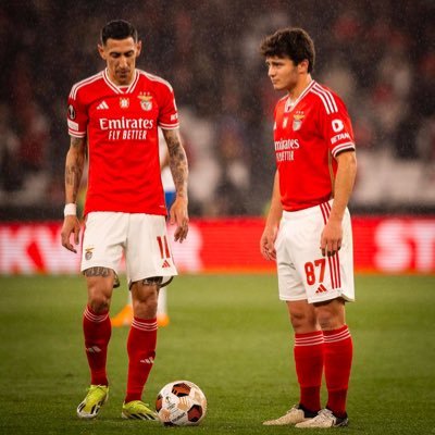 Locoloc66's profile picture. 