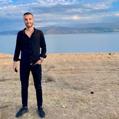 1uguruzel's profile picture. 