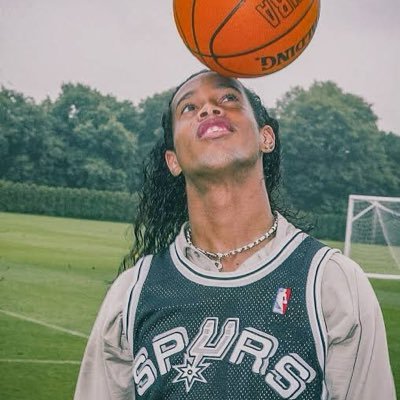 Xaviier_MS's profile picture. i’m here just tweeting to no one about movies, politics and sports ☭ | 🇾🇪🇵🇸