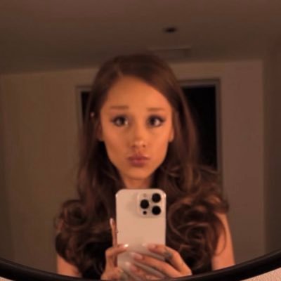 magikki's profile picture. obsessulated w thomas jefferson