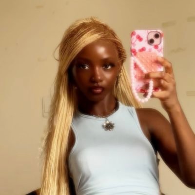 lotoscuffs_'s profile picture. ha ha big deal. //dm for content creation promos and gigs . gmail: omolotoibukun42@gmail.com