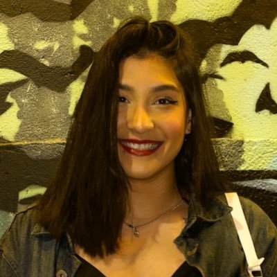 diaasjullia's profile picture. cause darling im a nightmare dressed like a daydream