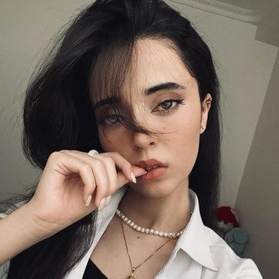 Esrazadeh's profile picture. (🐈‍⬛)Meow