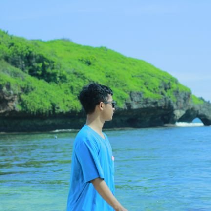 inirasyidd's profile picture.