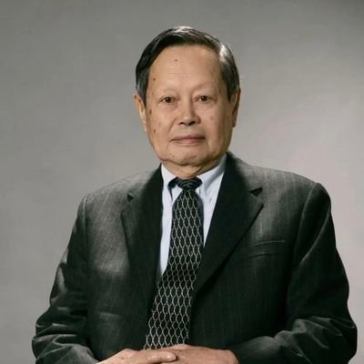 liumi44435670's profile picture. 