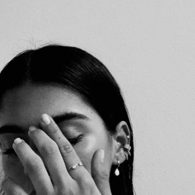 by_Ameerah's profile picture. 𝐀 𝐩𝐨𝐞𝐦 𝐢𝐧 𝐚 𝐡𝐮𝐦𝐚𝐧 𝐟𝐨𝐫𝐦