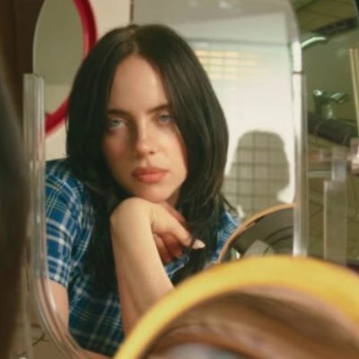 starry_frann's profile picture. 🍂📚nobody else wanted to dry my tears
my therapists : @chappellroan @billieeilish & @arianagrande...📚🍂
🍂🎧fav. oomf : @arynsfantasy