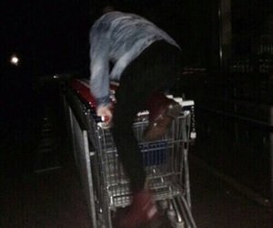 Fm8iLAjQlnLciNe's profile picture. And letting you go and letting you go was wrong