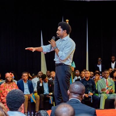 GoelSony231644's profile picture. « Une nouvelle vision pour demain. »
🎤🔬