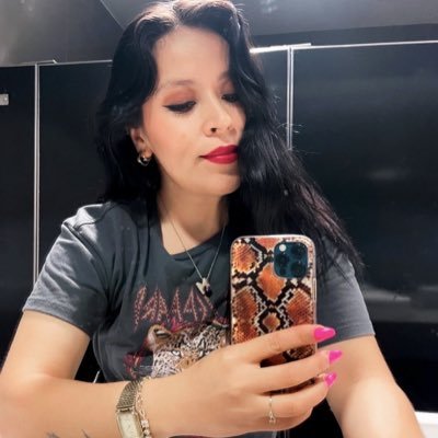 mayra_romero's profile picture. Lagunera ✨ Comunicación y Deportes ⚽🏀⚾🏈 . 📷🎥🎙️. Amante de la danza, teatro y la naturaleza. 💚 LoveMai🗞️