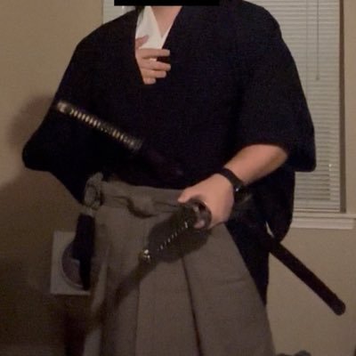 SunsetKatana's profile picture. Gay in dog years.
Student of Bushido and Jigen-ryū.