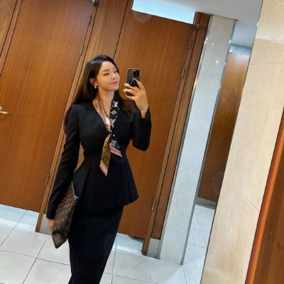 DahliaMonroe0's profile picture. I'm a proud mom who loves reading, traveling, and photography. ❤️ My guardian angel never sleeps 🙏 I love pets and cooking.