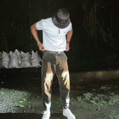 xhosabroer's profile picture. 