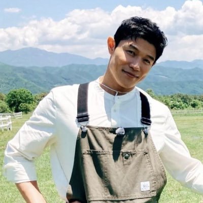 kh30645's profile picture. 💕鈴木亮平さん大好き💕 亮平さん推しの方と繋がりたい･:*+.\(( °ω° ))/.:+よろしくお願いします🥺 マイペースに更新するただのオタクで日常の出来事もたま〜に書きます。