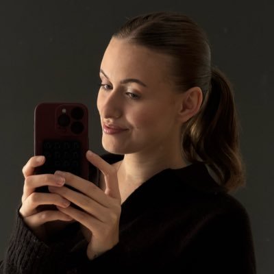 hiiamaleksandra's profile picture. 