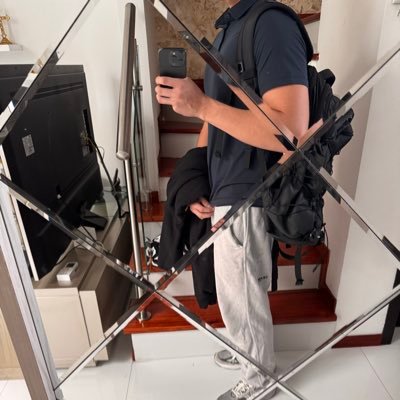 chan_involve's profile picture. Senior in Highschool | 100k portfolio target by end of August next year |