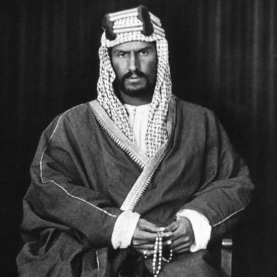 H901T's profile picture. قمة الحياد أن تنحاز إلى وطنك