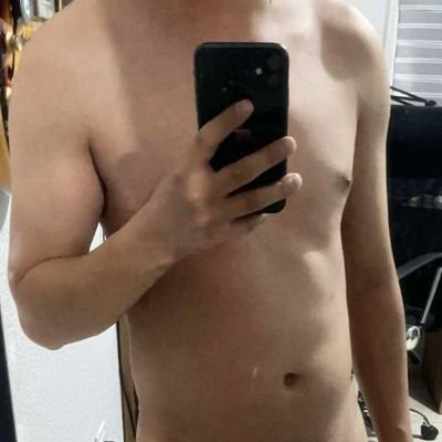 Handerboy001's profile picture. 21y