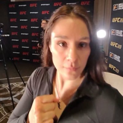 GrassoWorld's profile picture. 🏆 1x Women’s FW Champ (i am not alexa grasso elon)