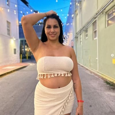 Rererobinson100's profile picture. My Zangi Private Messenger 👉👉 6456786546