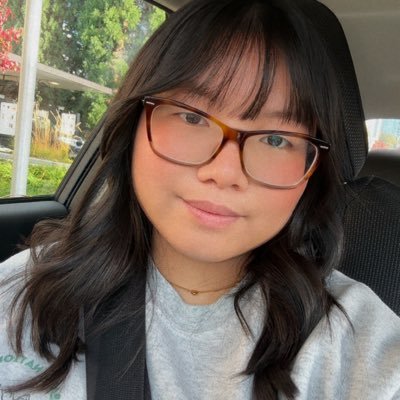 purplish_peach's profile picture. The hobbit next door, What a relief we have each other 💜⟬⟭ ⟭⟬ 🌟