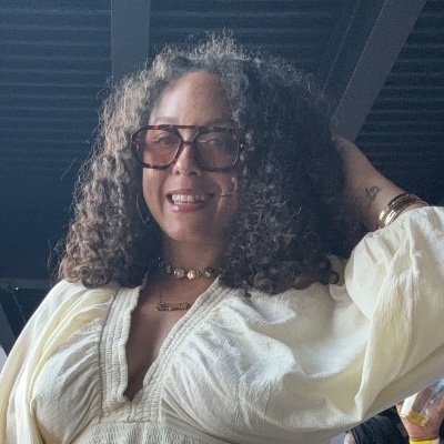 tambam_gotdamn's profile picture. On here mostly talking to myself ☺️  Find me on the Blue app @ https://t.co/vTv9oszEgQ