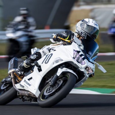 ninja400_y's profile picture. 00"🏍kawasaki Ninja400 #白忍🤍🔰