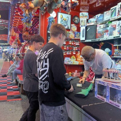 EvozAHugo's profile picture. Freelance Communication - @F9EICAR 

Ex CEO @EvozAEsport / byhugo.communication@gmail.com