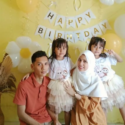 tridede104's profile picture. 