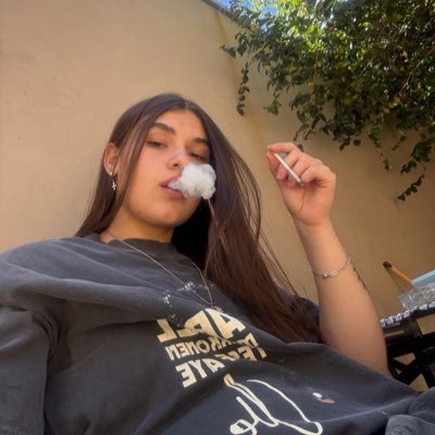 dudahrodriguesx's profile picture. 𝒌𝒂𝒓𝒎𝒂. 777 🤍 @clarinharuocco