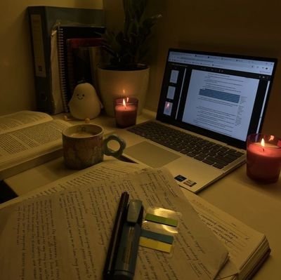 Nurse_Bakr's profile picture. Nursing student | calm chaos | probably studying or vibing🎧