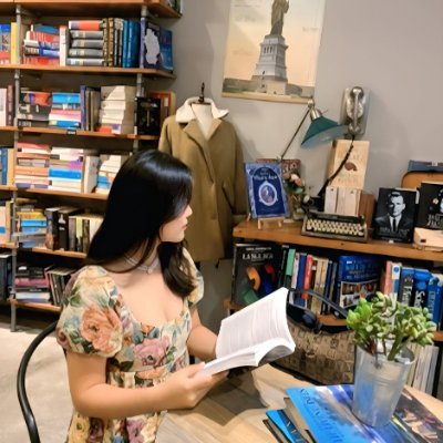 honeyblushh789's profile picture. Designing life’s runway 👗
Investing for the future 💼
Driving with passion 🏎
Breathing with yoga 🧘‍♀️
 — Loving🇻🇳