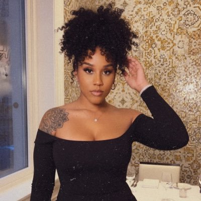 DaBaddieG's profile picture. A Grown Ass Woman!