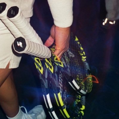 wholelost's profile picture. #TheBestThingsNeverComeEasy || courtesy of Luka Modrić