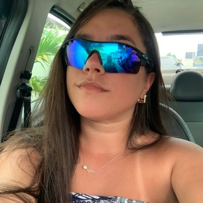 jurcch's profile picture. reclamando de alguma coisa & amando o Luan Santana