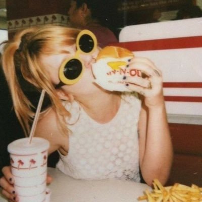 pxxouljiee's profile picture. 