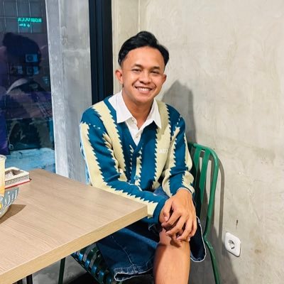 mbohjum's profile picture. Lost/Love